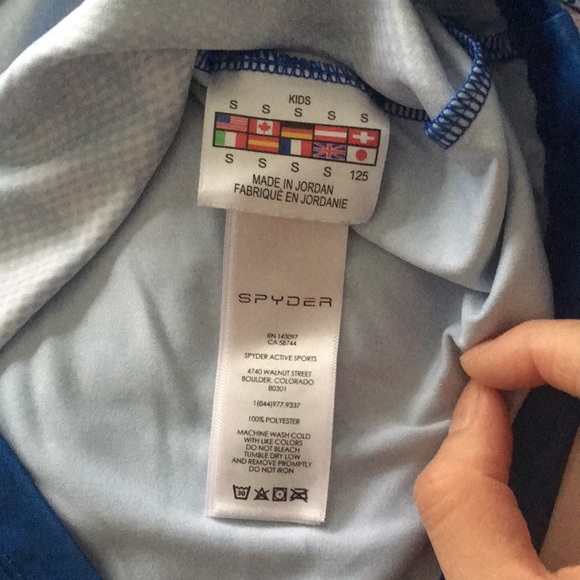 Spyder boy ski base layer top size small(EUC) - Picture 5 of 6